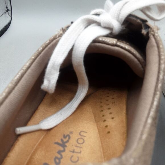 Clarks Caroline Ella Sneakers Women's 5.5M Brown Metallic 2 - Picture 7 of 11